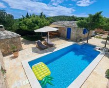 Croatia Sibenik-Knin County Jezera vacation rental compare prices direct by owner 28503399