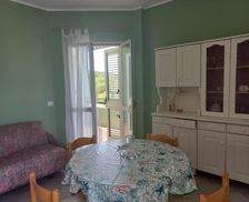 Italy Apulia Baia Verde vacation rental compare prices direct by owner 30044520