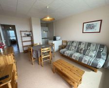 France Pays de la Loire Saint-Jean-de-Monts vacation rental compare prices direct by owner 11940973