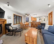 Canada British Columbia Sun Peaks vacation rental compare prices direct by owner 15960735