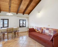 Italy Trentino Alto Adige Sfruz vacation rental compare prices direct by owner 26700989