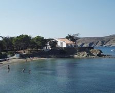 Spain Girona Cadaqués vacation rental compare prices direct by owner 33380382