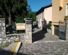 Italy Molise Roccamandolfi vacation rental compare prices direct by owner 13923206