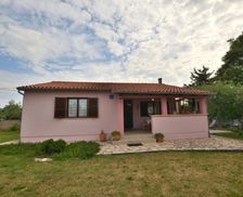 Croatia Istria County Rakalj vacation rental compare prices direct by owner 4459102