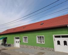 Romania Caraş-Severin Sasca Română vacation rental compare prices direct by owner 26721558