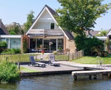 Netherlands Friesland Uitwellingerga vacation rental compare prices direct by owner 34986381