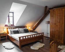 Czechia Central Bohemia Černíny vacation rental compare prices direct by owner 29016044