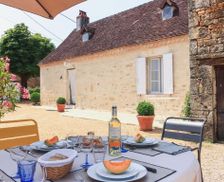 France Nouvelle-Aquitaine Tourtoirac vacation rental compare prices direct by owner 15072326