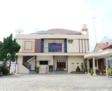 Indonesia Central Java Pati vacation rental compare prices direct by owner 26839179
