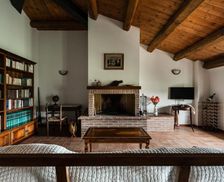 Italy Provincia di Pisa Collemontanino vacation rental compare prices direct by owner 10083160