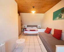 France Brittany Crozon vacation rental compare prices direct by owner 15914610