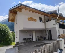 Austria Tyrol Pettneu am Arlberg vacation rental compare prices direct by owner 15992746