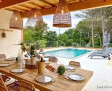 France Gard Uzès vacation rental compare prices direct by owner 28777398