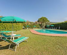 Italy Umbria Tuoro sul Trasimeno vacation rental compare prices direct by owner 15810856