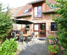 Germany Mecklenburg-Pomerania Thorstorf vacation rental compare prices direct by owner 4255134