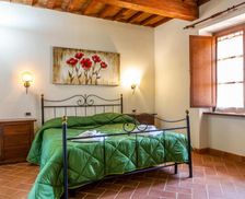 Italy Tuscany Massa Marittima vacation rental compare prices direct by owner 10404352