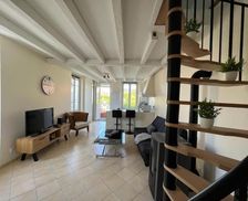 France Ile de France Montereau-Fault-Yonne vacation rental compare prices direct by owner 28209480