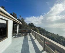 New Zealand Waiheke Island Oneroa vacation rental compare prices direct by owner 27576511