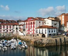 Spain Basque Country Mundaka vacation rental compare prices direct by owner 35740309