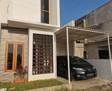 Indonesia Yogyakarta Province Yogyakarta vacation rental compare prices direct by owner 26659600