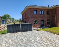 Germany Mecklenburg-West Pomerania Sassnitz vacation rental compare prices direct by owner 4331994