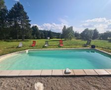 France Auvergne Saint-Romain-Lachalm vacation rental compare prices direct by owner 35350979