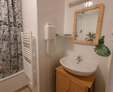 France Languedoc-Roussillon Cuxac-Cabardès vacation rental compare prices direct by owner 26659920