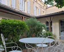 France Deux-Sèvres Oiron vacation rental compare prices direct by owner 13649412