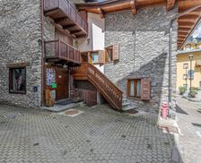 Italy Aosta Courmayeur vacation rental compare prices direct by owner 29204909