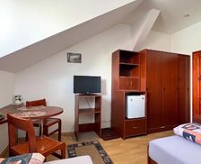 Czechia Central Bohemia Kolín vacation rental compare prices direct by owner 26836422