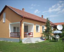 Hungary Jasz-Nagykun-Szolnok Abádszalók vacation rental compare prices direct by owner 17653484