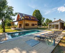 Croatia  Ličko Cerje vacation rental compare prices direct by owner 28654055