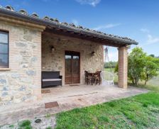 Italy Umbria Città della Pieve vacation rental compare prices direct by owner 24902299