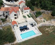 Croatia Split-Dalmatia County Poljica vacation rental compare prices direct by owner 27942006