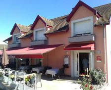France Burgundy Saint-Symphorien-de-Marmagne vacation rental compare prices direct by owner 27719207
