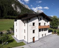 Austria Tyrol Pettneu am Arlberg vacation rental compare prices direct by owner 17992109