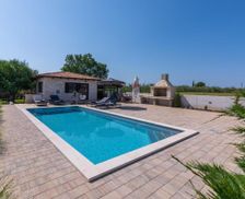 Croatia Istria Novigrad vacation rental compare prices direct by owner 27676485