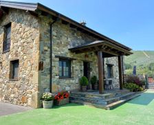 Spain Asturias Bustiello de Paredes vacation rental compare prices direct by owner 12759704