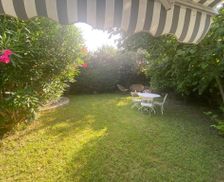 France Provence-Alpes-Côte d'Azur Boulbon vacation rental compare prices direct by owner 17467622