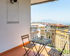 Italy Campania Naples vacation rental compare prices direct by owner 27393213