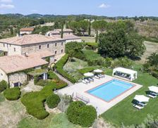 Italy Tuscany Casole dʼElsa vacation rental compare prices direct by owner 3983335