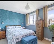 United Kingdom Greater London Havering vacation rental compare prices direct by owner 27814541