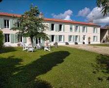 France  Chervettes vacation rental compare prices direct by owner 14227111