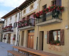 Spain Navarre Arbizu vacation rental compare prices direct by owner 14288887