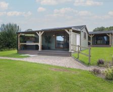 United Kingdom Derbyshire Swadlincote vacation rental compare prices direct by owner 35600297