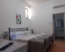 Italy Campania Caprioli vacation rental compare prices direct by owner 28580560