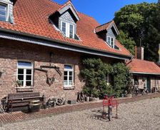 Germany North Rhine-Westphalia Cologne vacation rental compare prices direct by owner 33638997