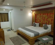 India Gujarat Anand vacation rental compare prices direct by owner 28656952