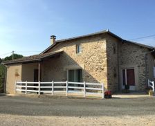 France Auvergne Saint-Santin-Aveyron vacation rental compare prices direct by owner 27695150