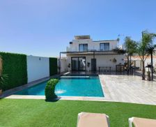 Spain Andalucía Montellano vacation rental compare prices direct by owner 33202109